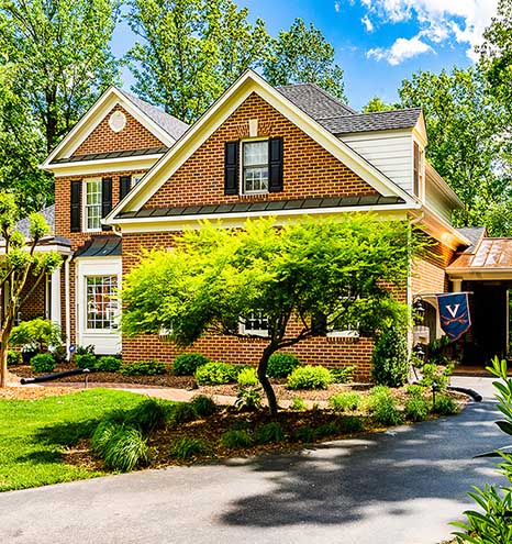 Roof built by Commonwealth Roofing Specialists